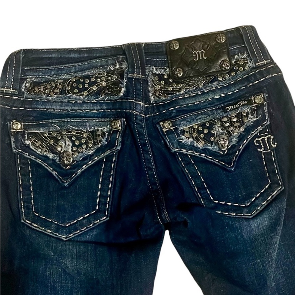 Like new Miss Me skinny jeans size 26